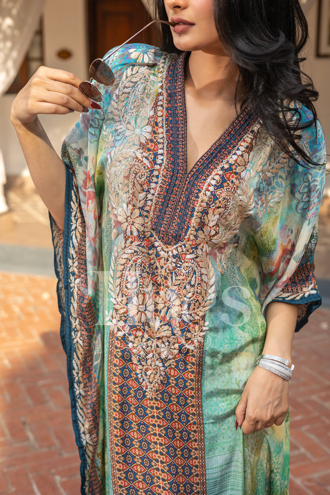 Chikankari Splendor Kaftan